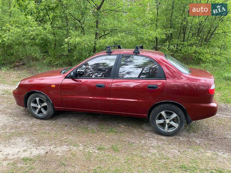 Седан Daewoo Lanos 2006 в Киеве