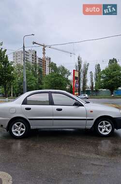 Седан Daewoo Lanos 2004 в 