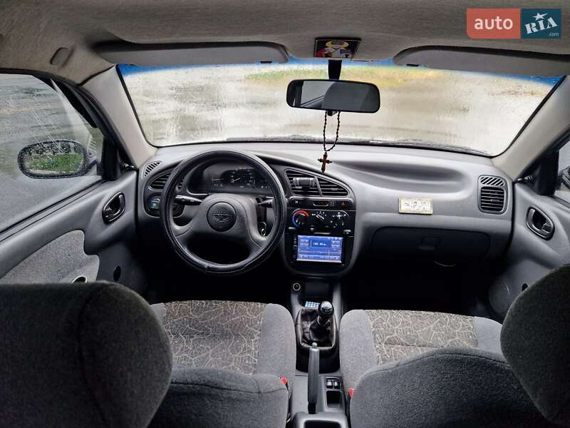 Седан Daewoo Lanos 2004 в Харькове