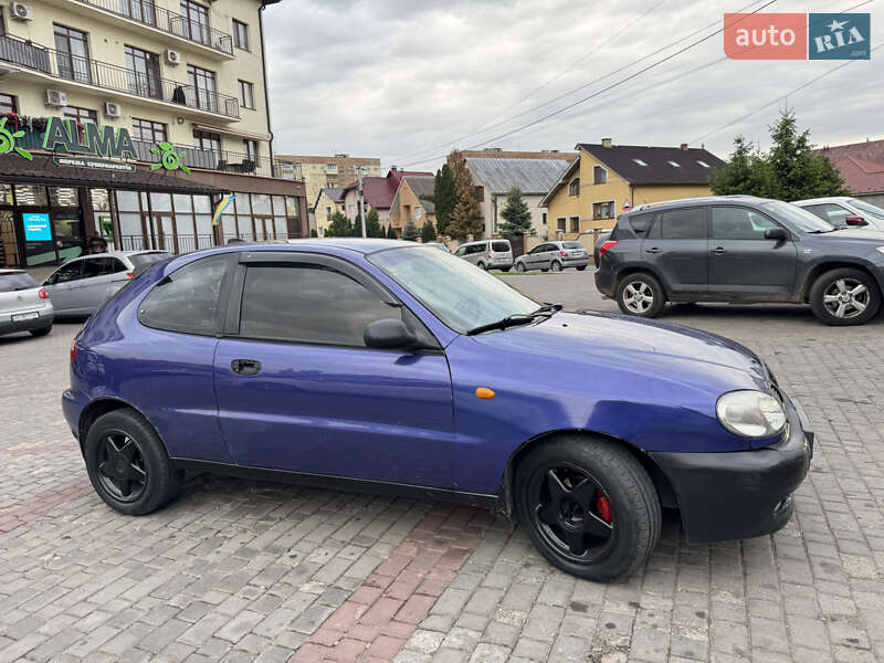 Хетчбек Daewoo Lanos 1998 в Мукачевому