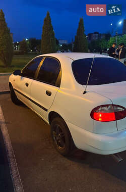 Седан Daewoo Lanos 2002 в 