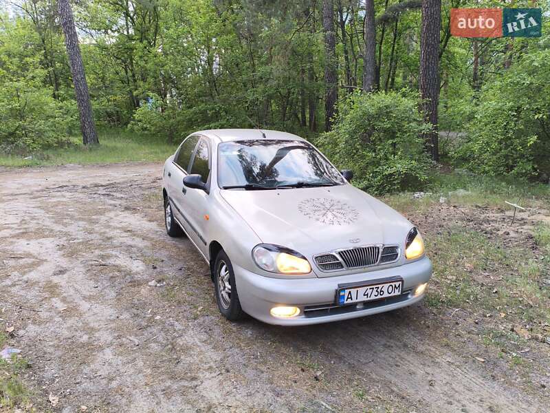 Седан Daewoo Lanos 2008 в Киеве