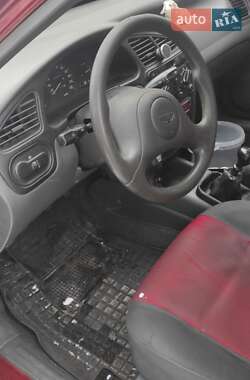 Седан Daewoo Lanos 2004 в 