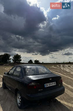 Седан Daewoo Lanos 2008 в Ровно
