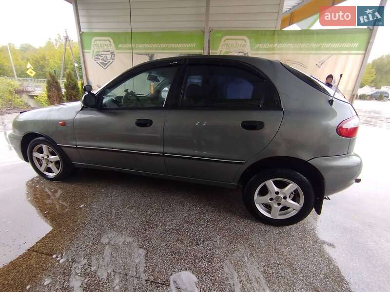 Хэтчбек Daewoo Lanos 2002 в Виннице