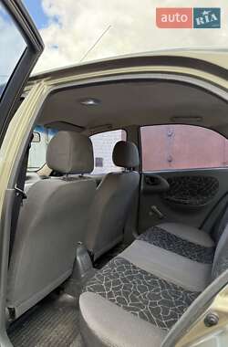 Седан Daewoo Lanos 2003 в 