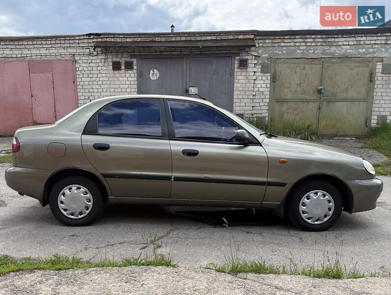 Седан Daewoo Lanos 2003 в Чернигове