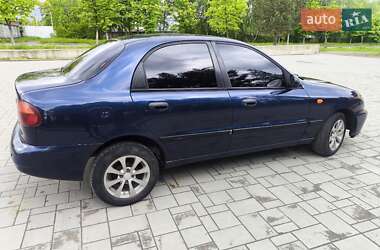 Седан Daewoo Lanos 2002 в 