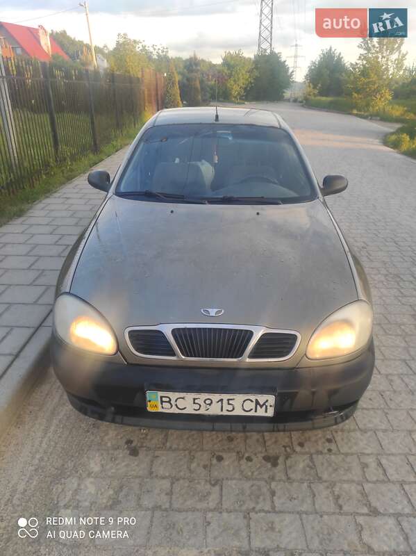 Седан Daewoo Lanos 2003 в Винниках