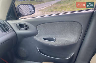 Седан Daewoo Lanos 2004 в 