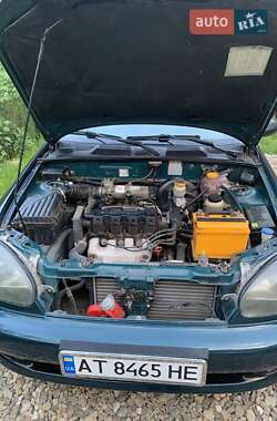 Хэтчбек Daewoo Lanos 1998 в 