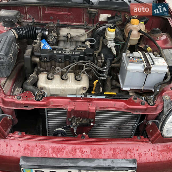 Седан Daewoo Lanos 2005 в Львове