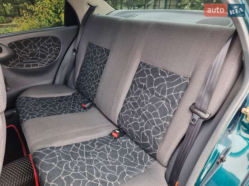 Седан Daewoo Lanos 2003 в Хмельницком