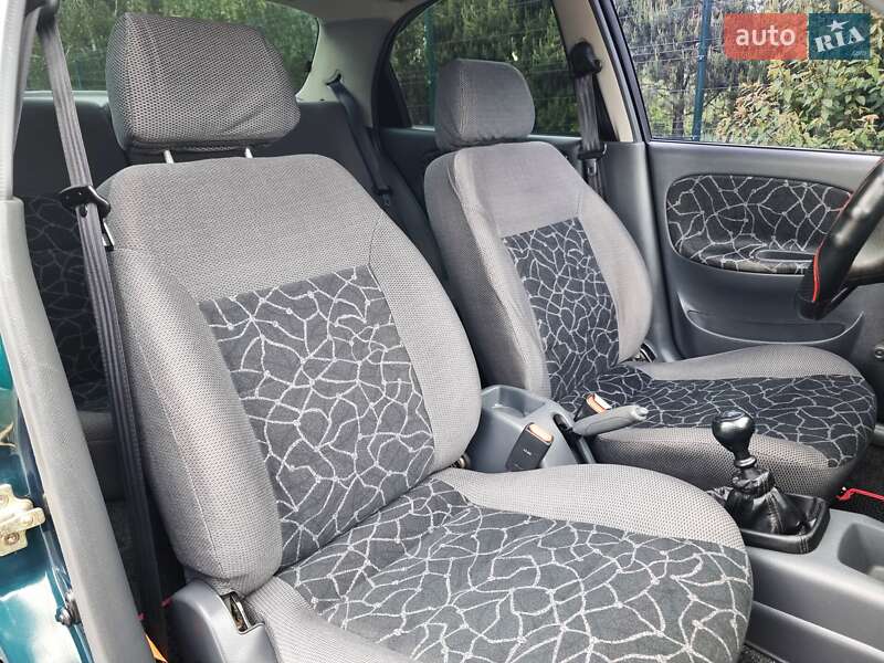 Седан Daewoo Lanos 2003 в Хмельницком