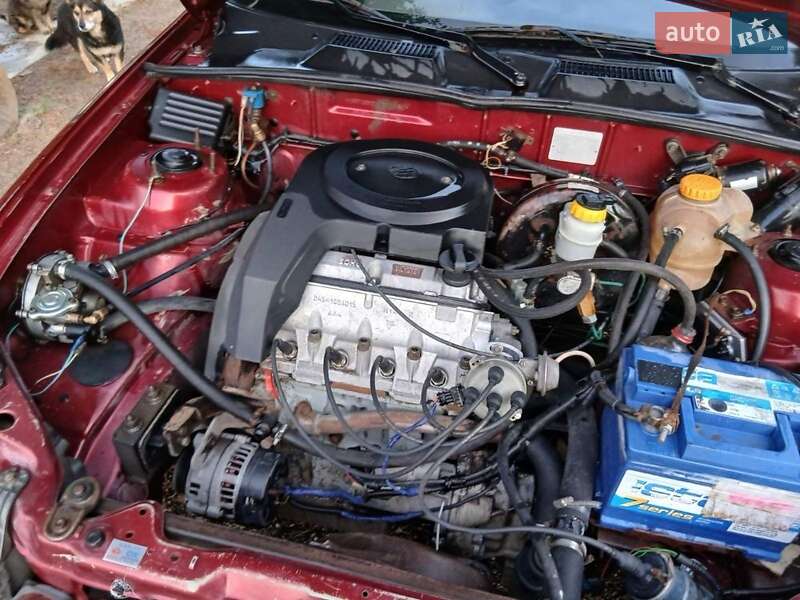 Седан Daewoo Lanos 2001 в 