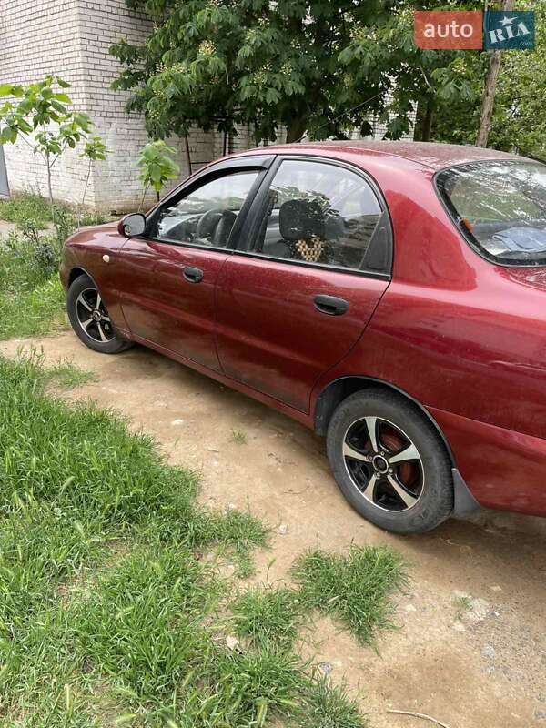 Седан Daewoo Lanos 2005 в Николаеве