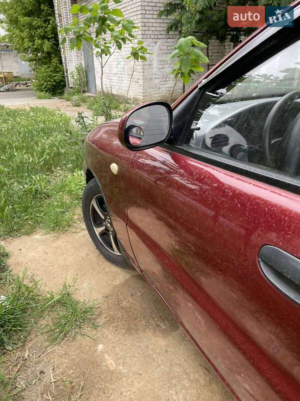 Седан Daewoo Lanos 2005 в Николаеве