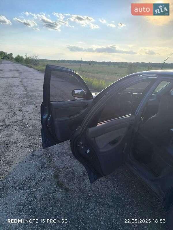 Седан Daewoo Lanos 2011 в 