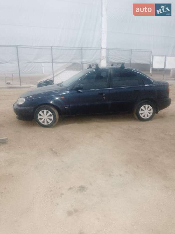 Седан Daewoo Lanos 2003 в Тернополе