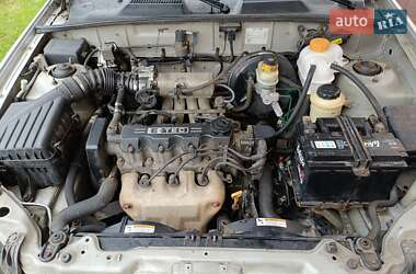 Хэтчбек Daewoo Lanos 2003 в 