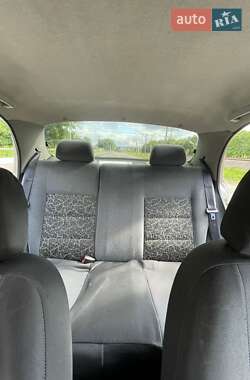 Седан Daewoo Lanos 2004 в 