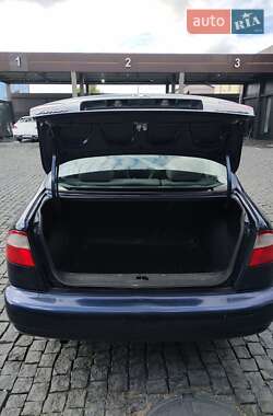 Седан Daewoo Lanos 2002 в 