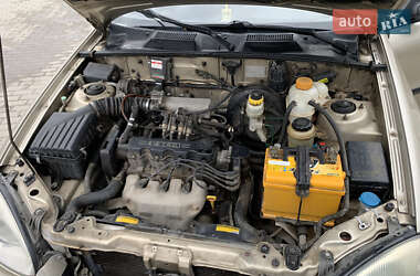 Седан Daewoo Lanos 2004 в 