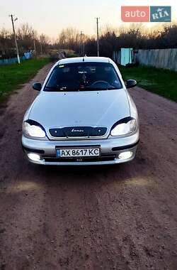 Седан Daewoo Lanos 2004 в 