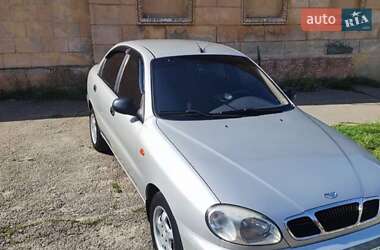 Седан Daewoo Lanos 2003 в 