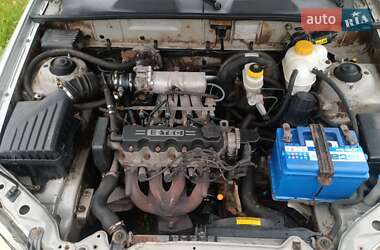 Седан Daewoo Lanos 2004 в 