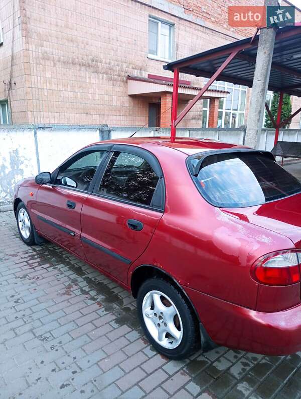Седан Daewoo Lanos 2004 в 