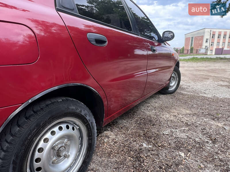 Седан Daewoo Lanos 2008 в Борщеве