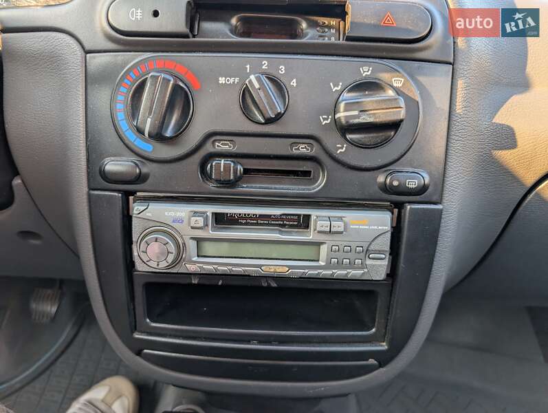 Седан Daewoo Lanos 2005 в Днепре