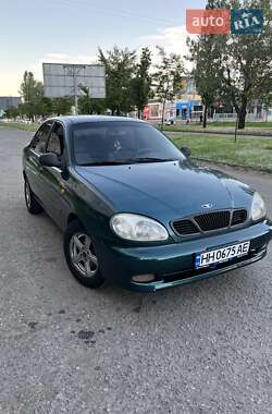 Седан Daewoo Lanos 2002 в Одессе