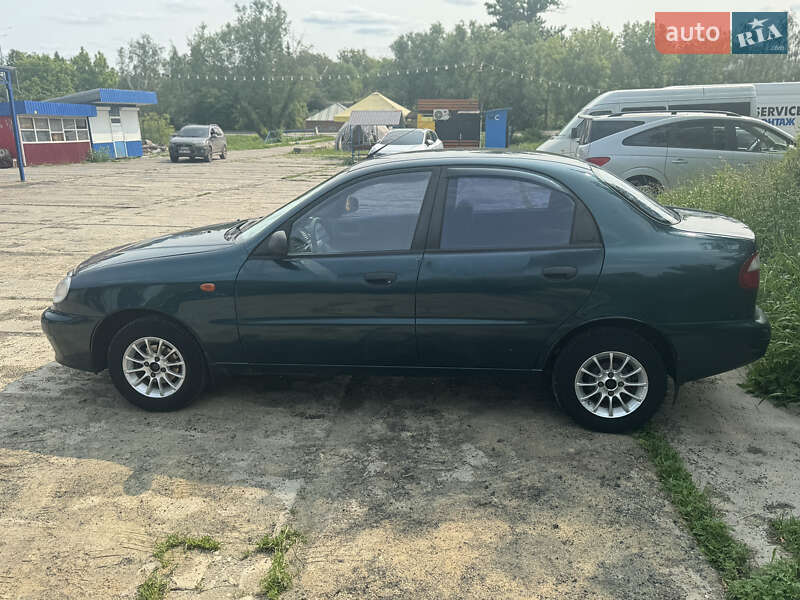 Седан Daewoo Lanos 2003 в Чугуеве