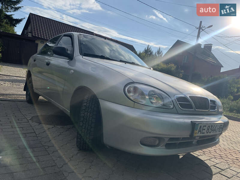 Седан Daewoo Lanos 2004 в 