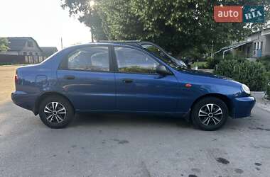 Седан Daewoo Lanos 2010 в 