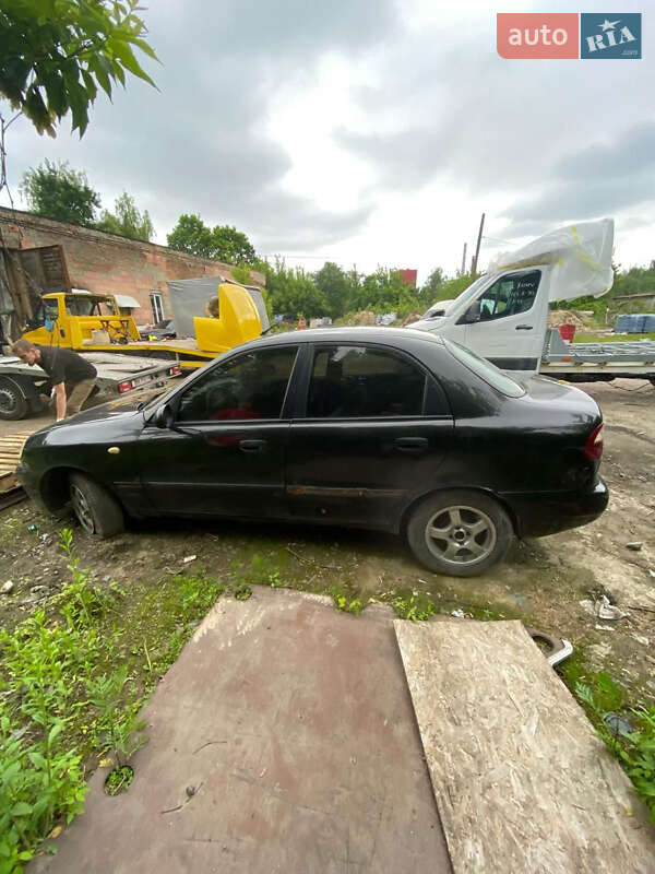 Седан Daewoo Lanos 2008 в Ровно