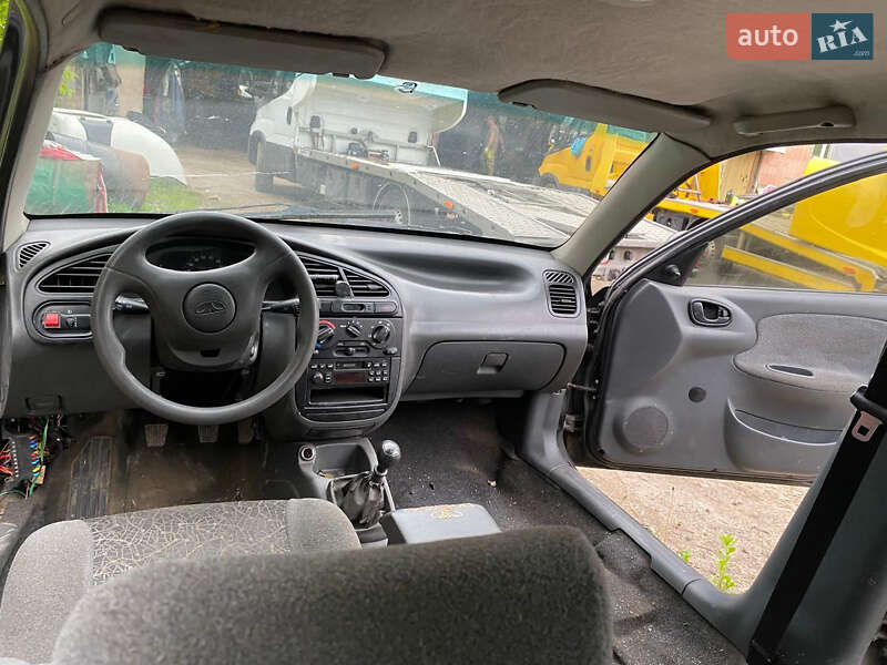 Седан Daewoo Lanos 2008 в Ровно