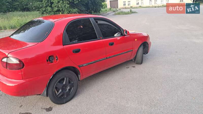 Седан Daewoo Lanos 2008 в Шостке
