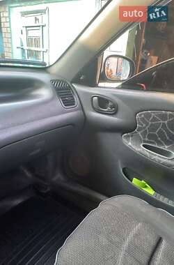 Седан Daewoo Lanos 2004 в 