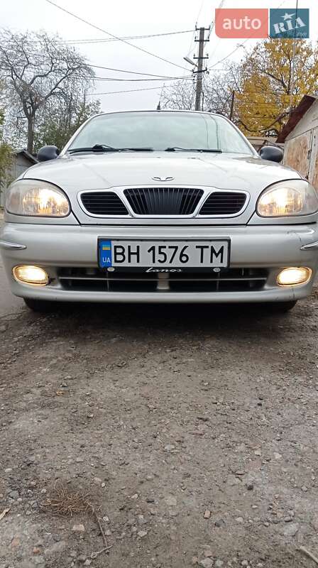 Седан Daewoo Lanos 2003 в Одессе