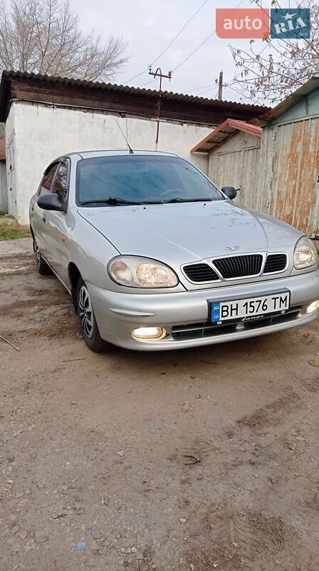 Седан Daewoo Lanos 2003 в Одессе