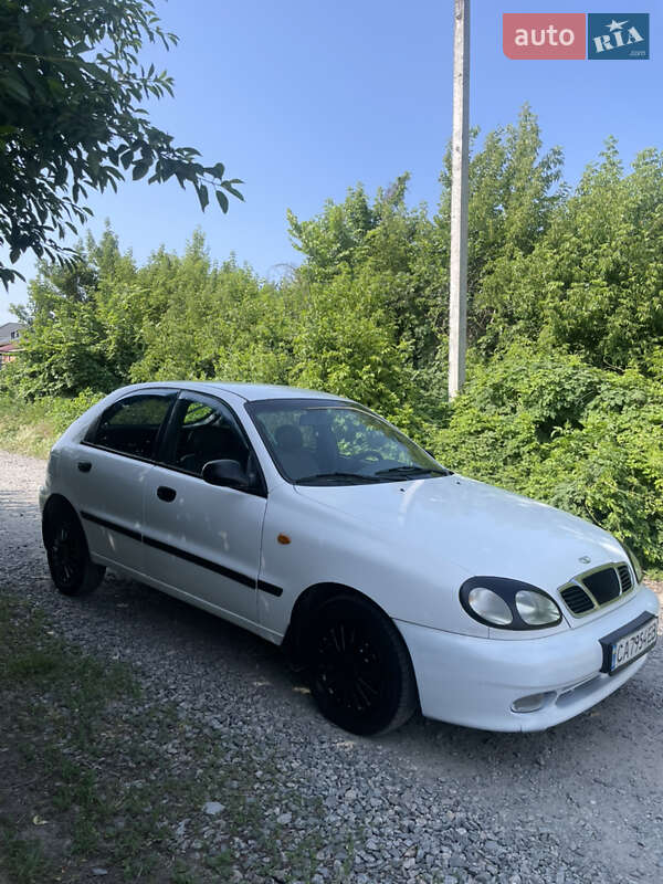 Хэтчбек Daewoo Lanos 1999 в Черкассах