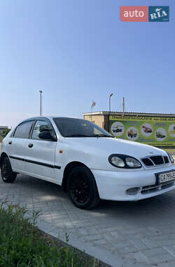 Хэтчбек Daewoo Lanos 1999 в 