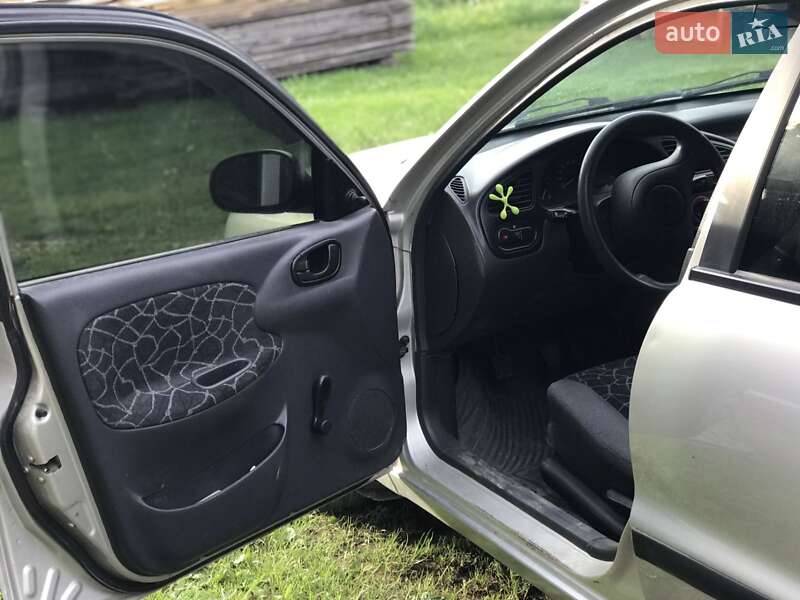 Седан Daewoo Lanos 2004 в Ивано-Франковске фото 5 Седан Daewoo Lanos 2004 в Ивано-Франковске