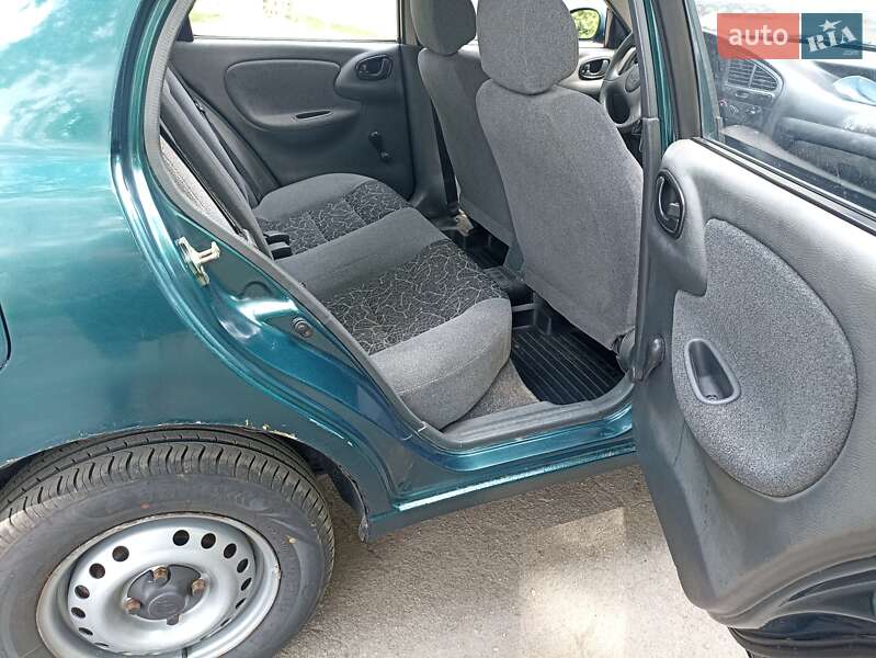 Седан Daewoo Lanos 2007 в Киеве
