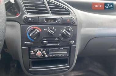 Седан Daewoo Lanos 2004 в 