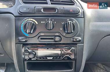 Седан Daewoo Lanos 2002 в 