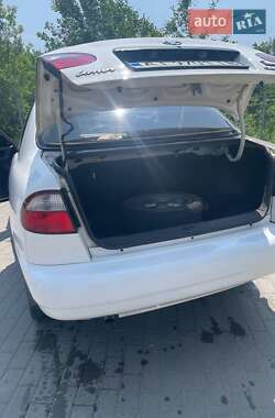 Седан Daewoo Lanos 2004 в 